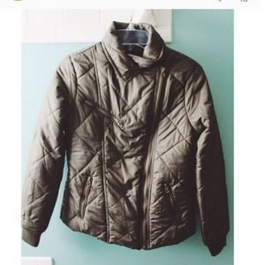 Army green puffer coat!