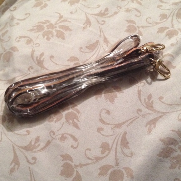 Louis Vuitton Handbag Straps