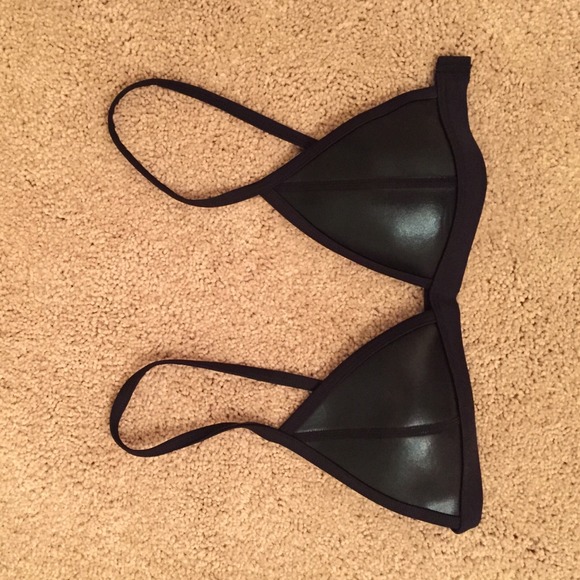 Brand new triangl top