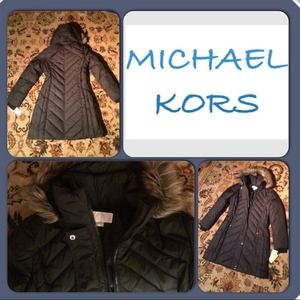 Black Down Winter Coat w/ faux fur trim