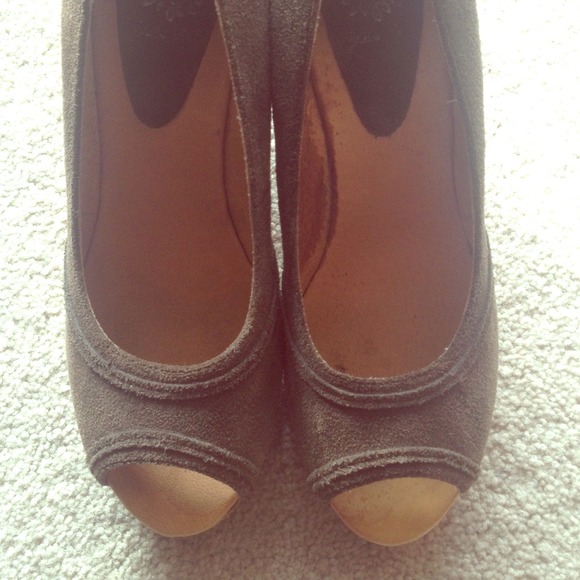 Suede peep toe wedge