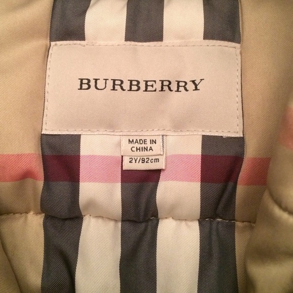 ❌SOLD Online❌Burberry - Winter Jacket - Picture 2 of 3