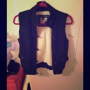 Old Navy Winter Vest!!!