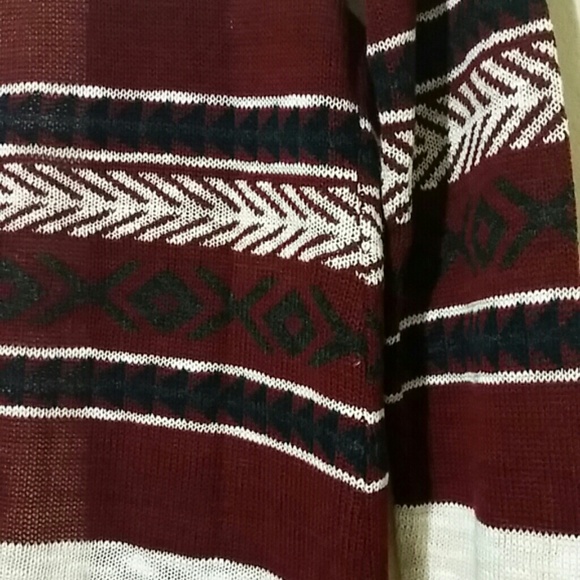 Maroon stripe/tribal print open sweater - L - Picture 2 of 2