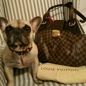 $970 plus shipping Auth Louis Vuitton Sistina GM.