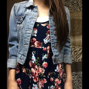 Light wash jean jacket