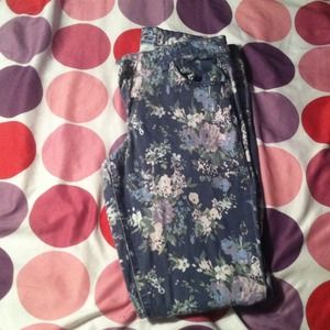 Floral print pants