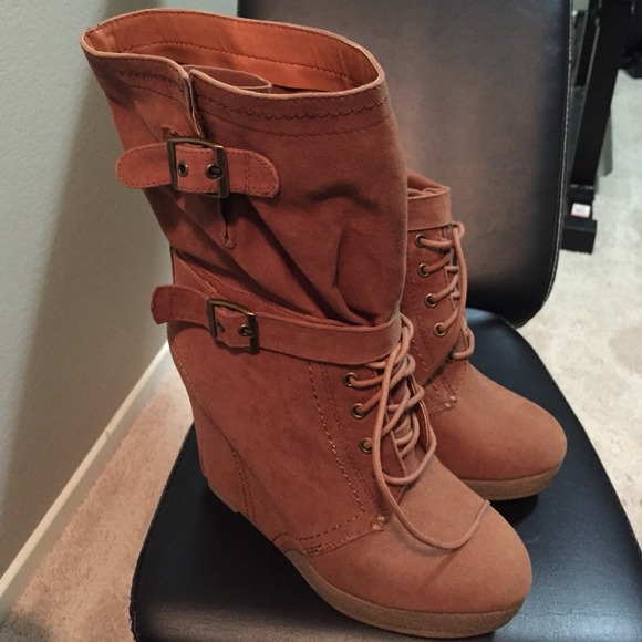 Tan Bakers Boots