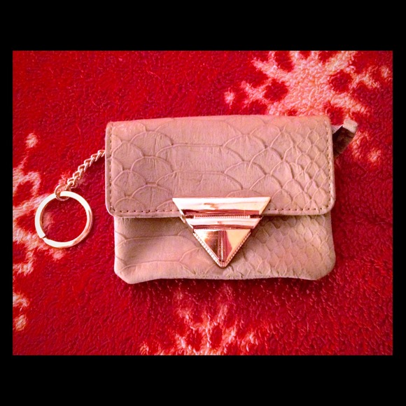 Forever 21 keychain purse💕