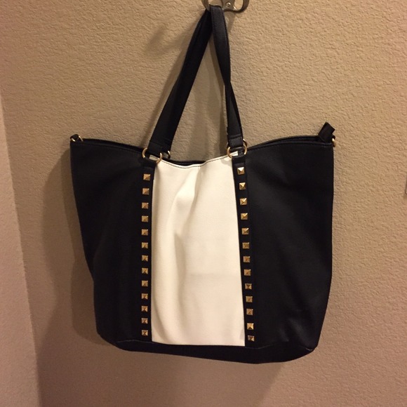 Black and White Bag