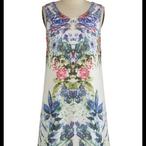 NEW modcloth floral shift dress size small
