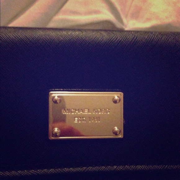 Michael kors Mac air book clutch