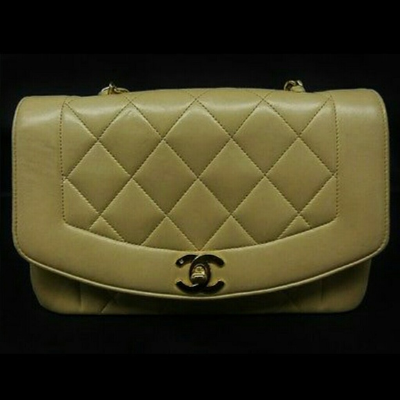 100% Authentic Chanel Beige Cross body single flap