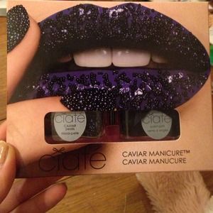 Caviar Manicure Set