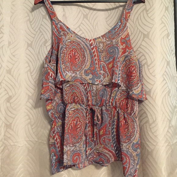 Flowy printed tank