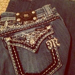 Miss Me easy boot jeans! Rarely worn