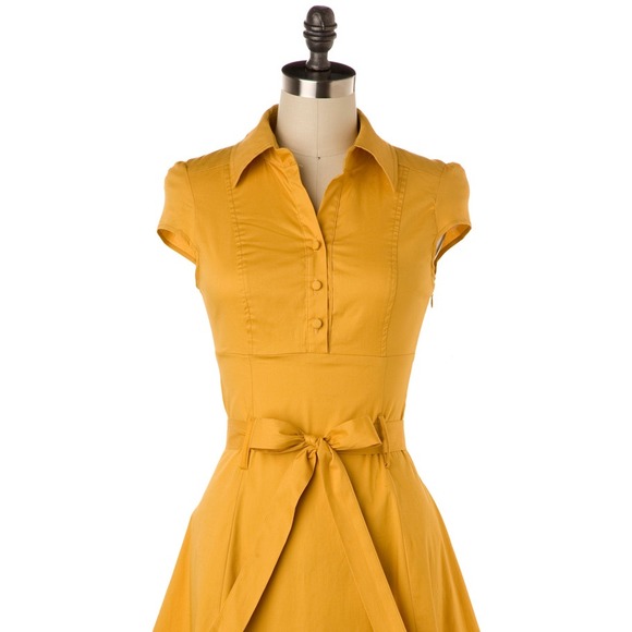Yello dress