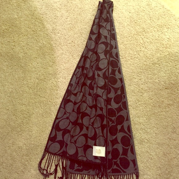 Coach scarf