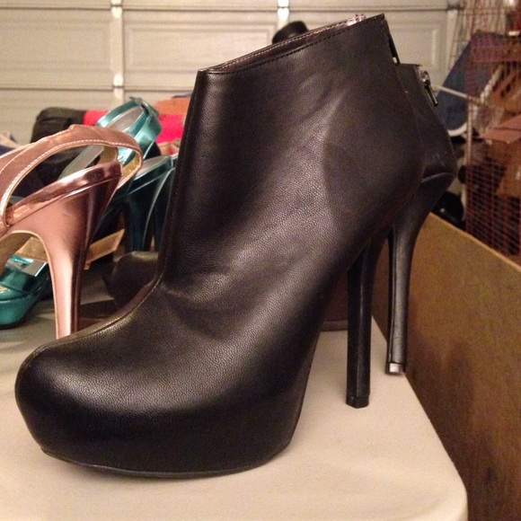 Forever 21 heels - Picture 3 of 3