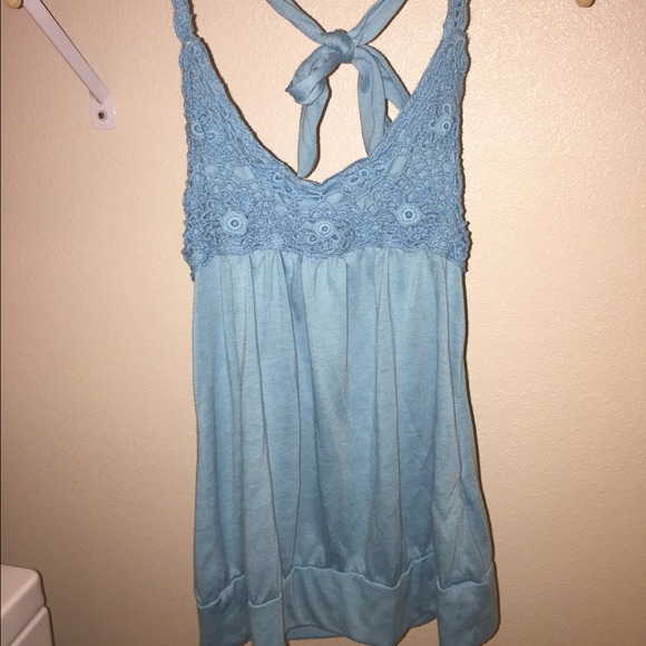 Small baby blue tube top.