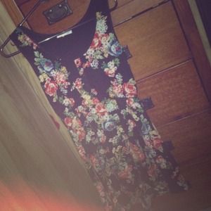 Floral Hi-Low Dress!
