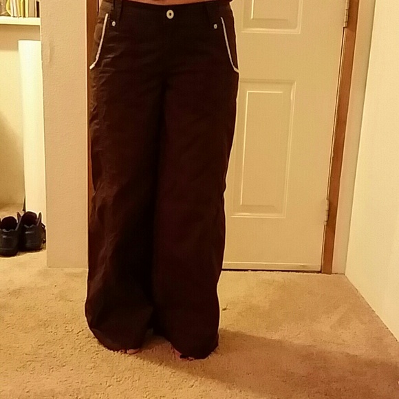 Wide leg pants
