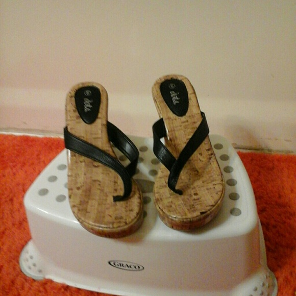 Wegs heels