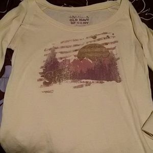 Old Navy tee