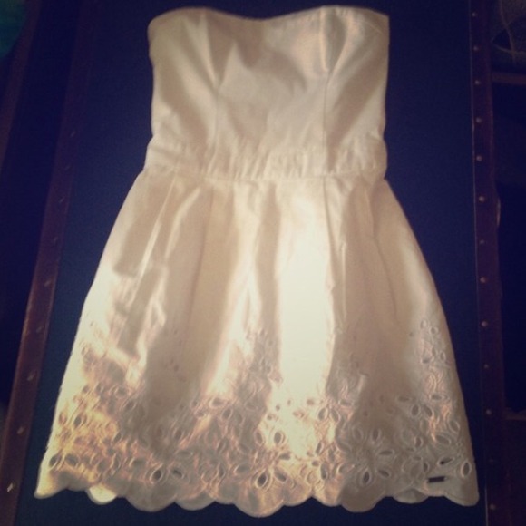 Hollister strapless dress