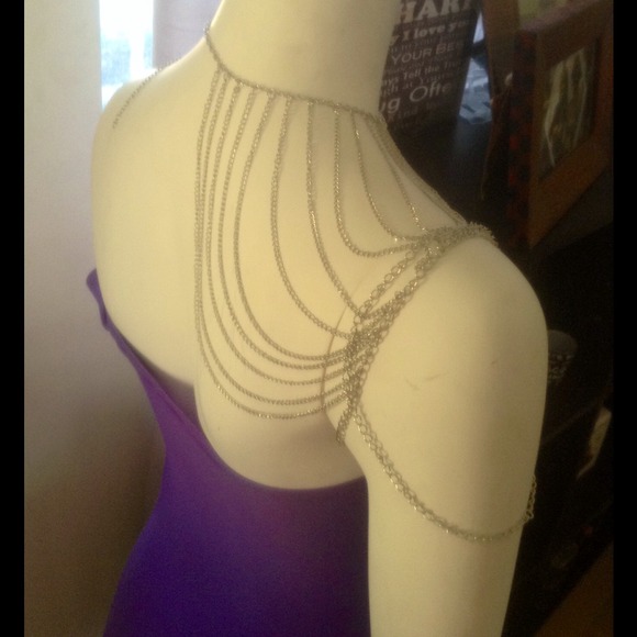 New Silver Body Chain of the shoulders. - Picture 2 of 4