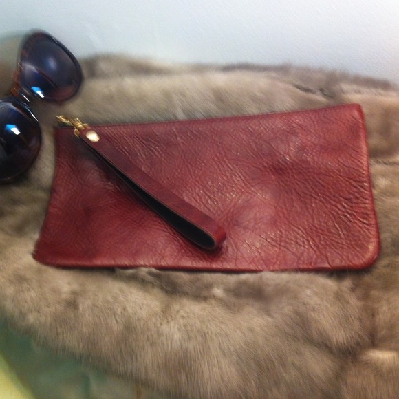 boutique Clutches & Wallets - Burgundy pebble leather wristlet NWOT