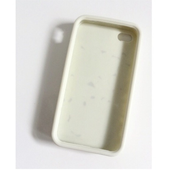 3D floral iPhone 4/4s case - Picture 2 of 2
