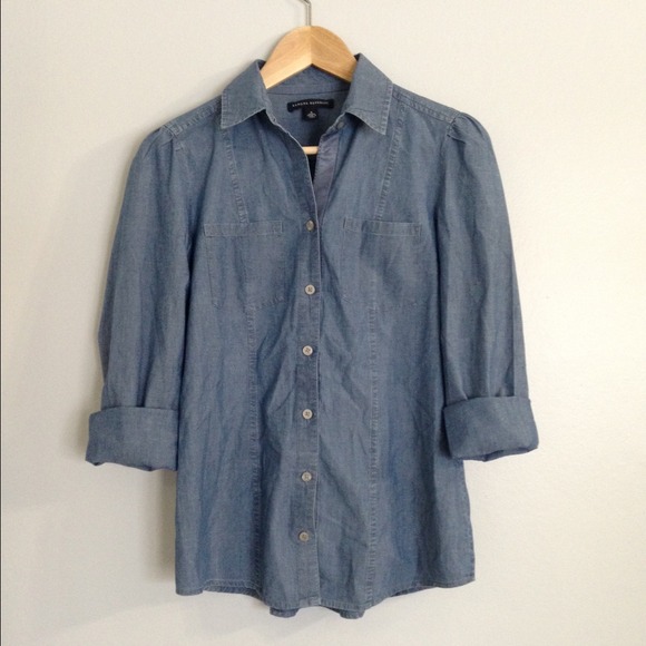 Banana Republic Button Down Chambray Shirt