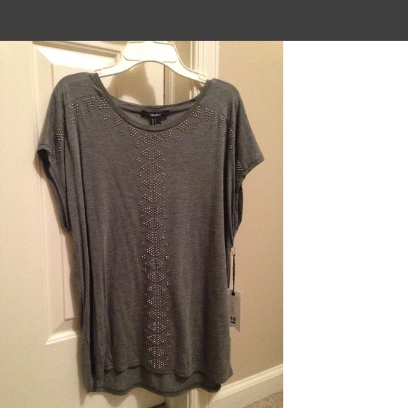 Forever 21 t-shirt