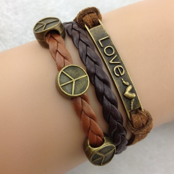 Jewelry - Love Bracelet✨6 available✨