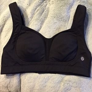 Lululemon Ta Ta Tamer sports bra