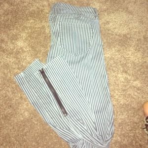 Bullhead pants