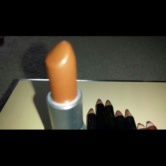 MAC Tabla lipstick