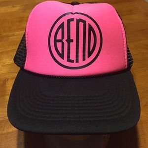'BEND' Trucker Hat