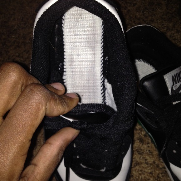 Air max - Picture 2 of 2