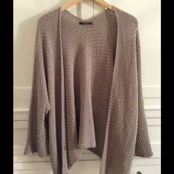 Brandy Melville loose knit sweater.
