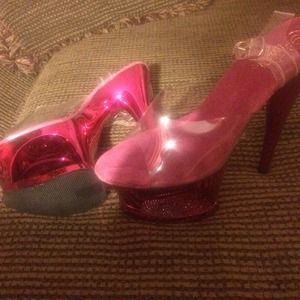 THESE 7" SEXY SLINGBACKS☺️😍 WORN ONCE !