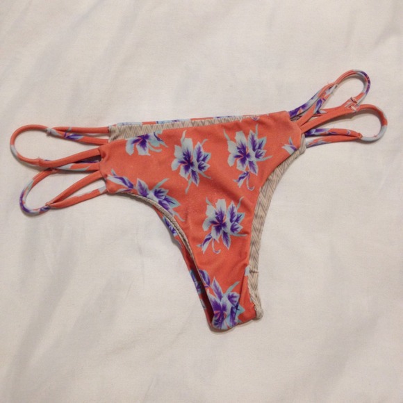 ❌S O L D❌ Vintage aloha maui bottoms
