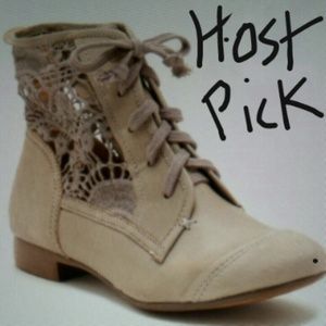 Anthropologie latigo size 8.5 RESERVED