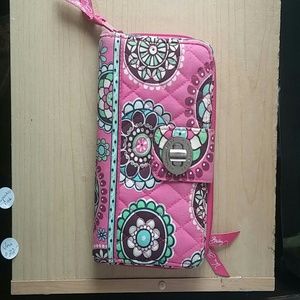 Vera Bradley cupcakes pink wallet