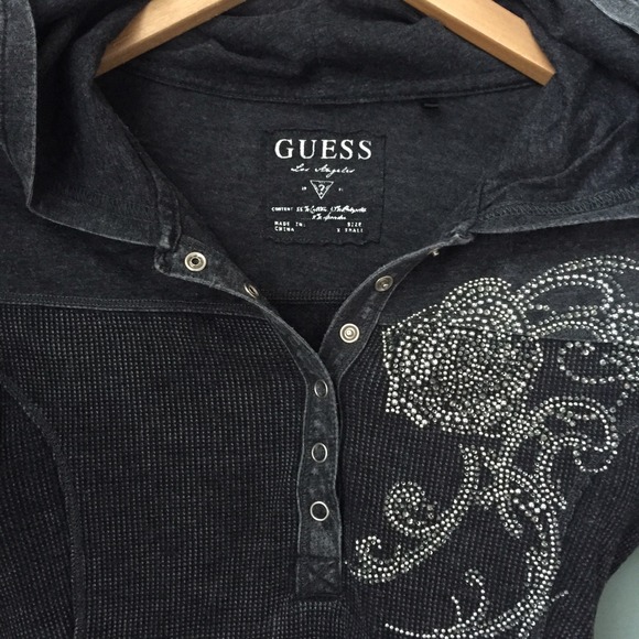 {S A L E} GUESS Sequined Thermal - Picture 2 of 4