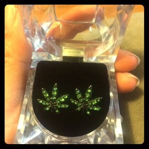 Maryjane green earrings