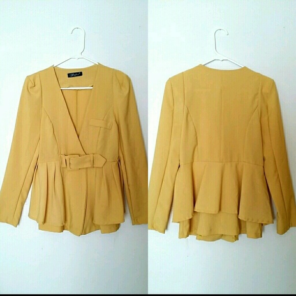 Cute Yellow Blazer