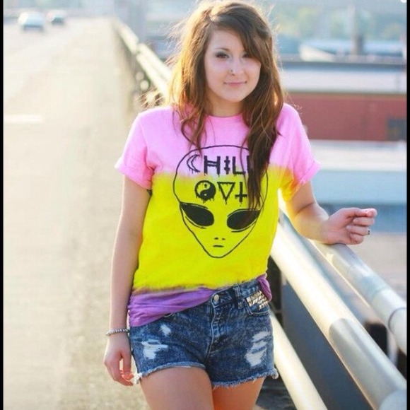 Alien shirt[STILL AVAILABLE]