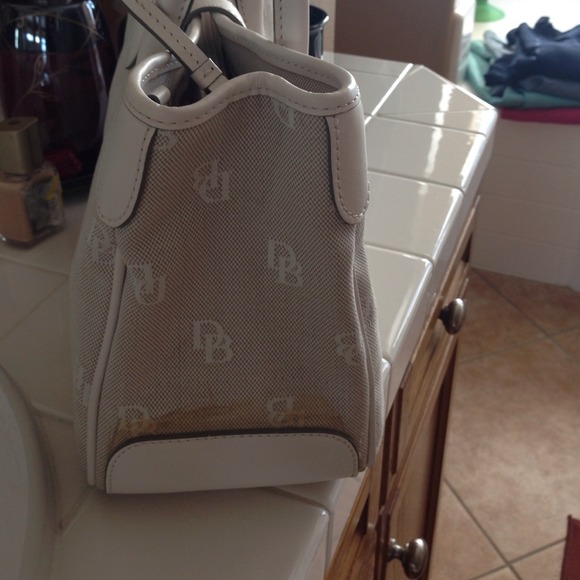Dooney bag - Picture 2 of 2